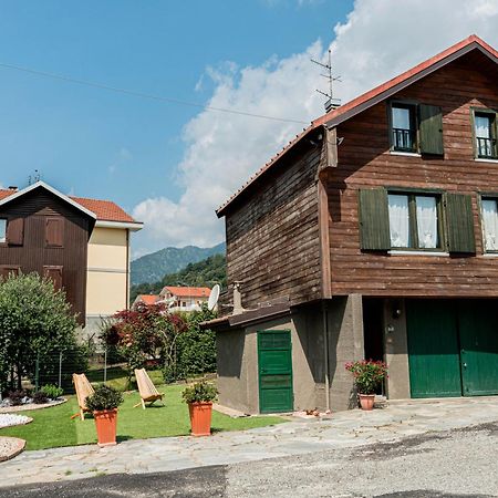 Woodhouse Paesana Villa ภายนอก รูปภาพ